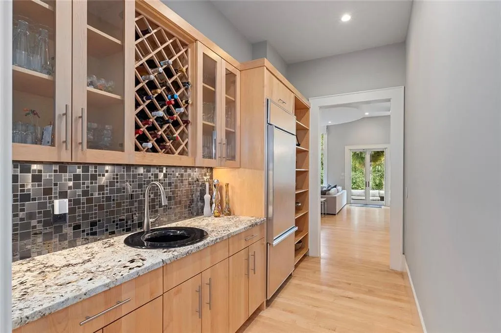 4915 Northway Drive Ne, Sandy Springs, Georgia 30342, 6 Bedrooms Bedrooms, ,7 BathroomsBathrooms,Residential,For Sale,4915 Northway Drive Ne,7744578