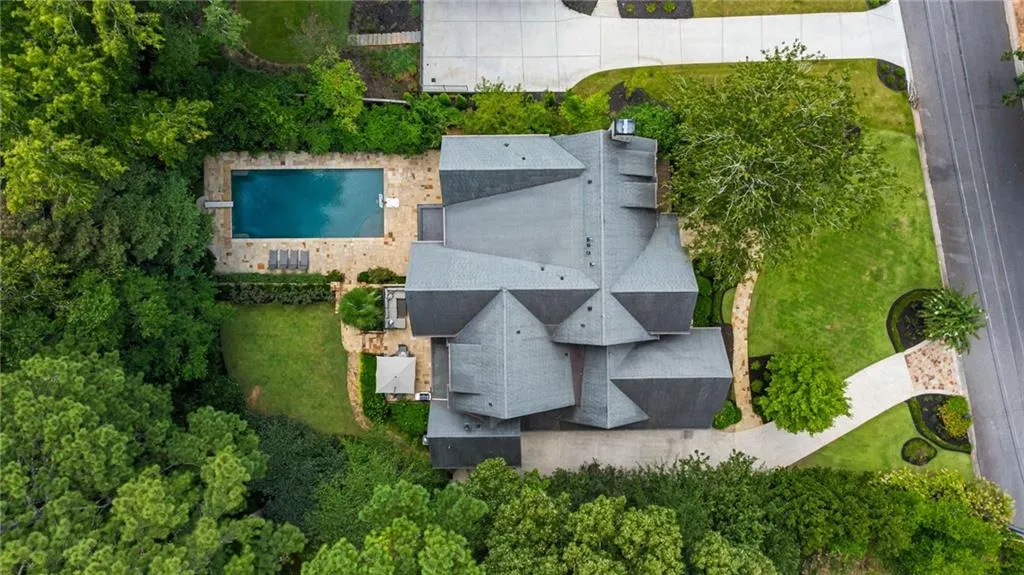 4915 Northway Drive Ne, Sandy Springs, Georgia 30342, 6 Bedrooms Bedrooms, ,7 BathroomsBathrooms,Residential,For Sale,4915 Northway Drive Ne,7744578
