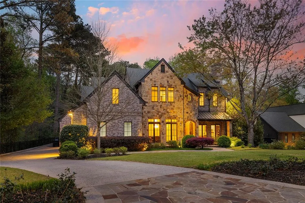 4915 Northway Drive Ne, Sandy Springs, Georgia 30342, 6 Bedrooms Bedrooms, ,7 BathroomsBathrooms,Residential,For Sale,4915 Northway Drive Ne,7744578