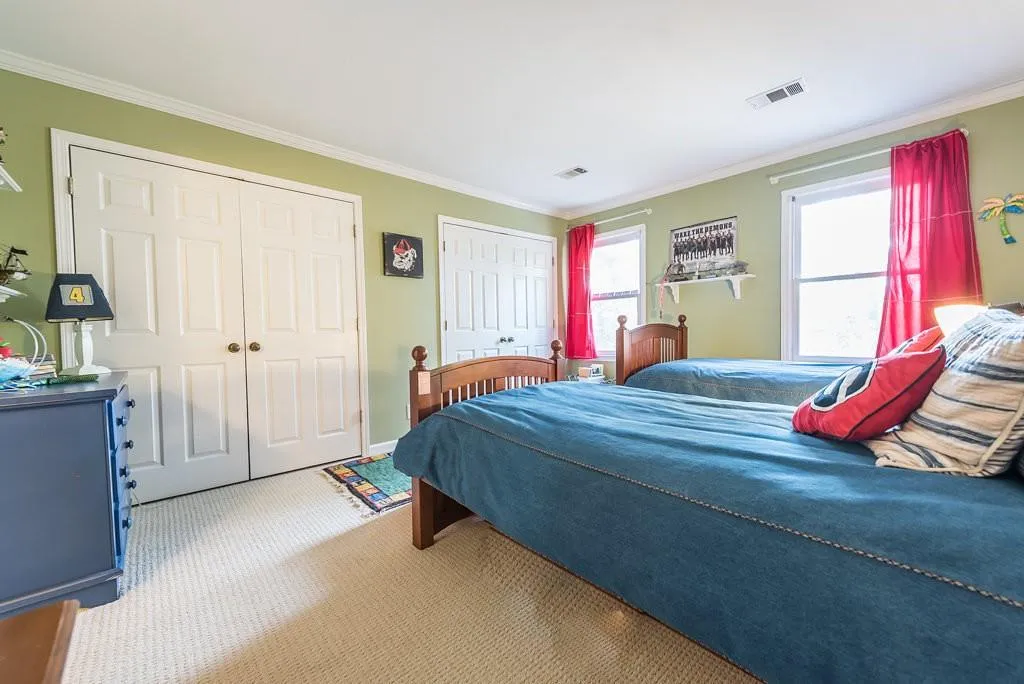 370 Kelson Drive, Sandy Springs, Georgia 30327, 5 Bedrooms Bedrooms, ,4 BathroomsBathrooms,Residential,Sold,370 Kelson Drive,5953889