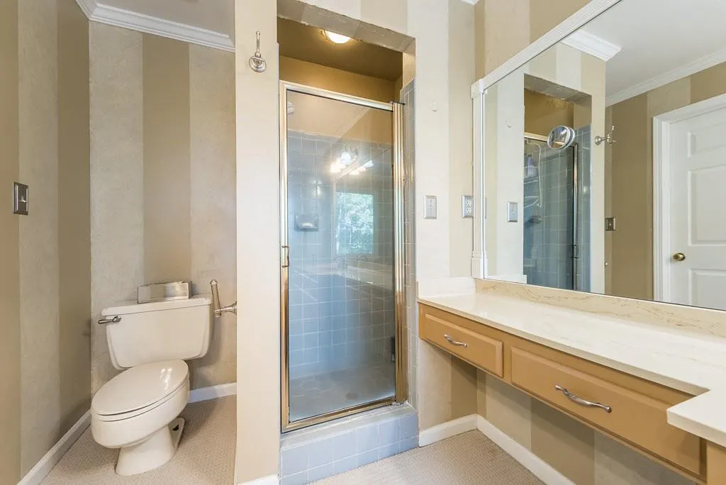 370 Kelson Drive, Sandy Springs, Georgia 30327, 5 Bedrooms Bedrooms, ,4 BathroomsBathrooms,Residential,Sold,370 Kelson Drive,5953889