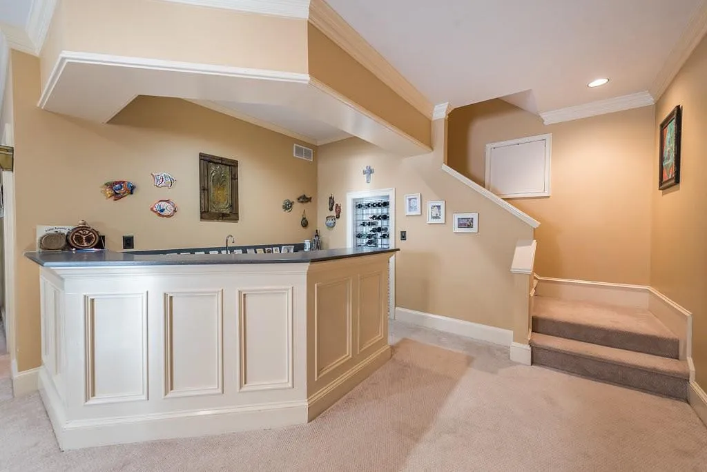370 Kelson Drive, Sandy Springs, Georgia 30327, 5 Bedrooms Bedrooms, ,4 BathroomsBathrooms,Residential,Sold,370 Kelson Drive,5953889