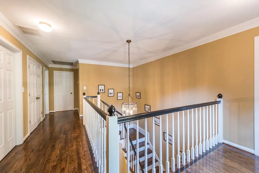 370 Kelson Drive, Sandy Springs, Georgia 30327, 5 Bedrooms Bedrooms, ,4 BathroomsBathrooms,Residential,Sold,370 Kelson Drive,5953889