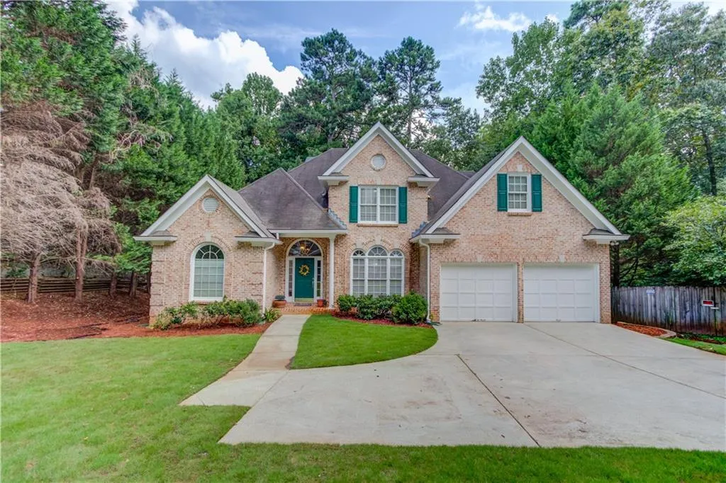 5825 Mitchell Road, Sandy Springs, Georgia 30328, 4 Bedrooms Bedrooms, ,2 BathroomsBathrooms,Residential,Sold,5825 Mitchell Road,6924931