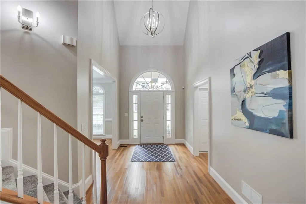 5825 Mitchell Road, Sandy Springs, Georgia 30328, 4 Bedrooms Bedrooms, ,2 BathroomsBathrooms,Residential,Sold,5825 Mitchell Road,6924931