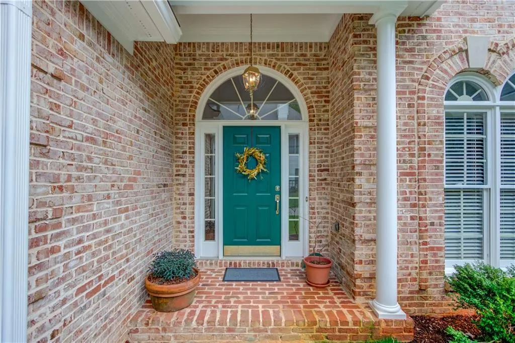 5825 Mitchell Road, Sandy Springs, Georgia 30328, 4 Bedrooms Bedrooms, ,2 BathroomsBathrooms,Residential,Sold,5825 Mitchell Road,6924931