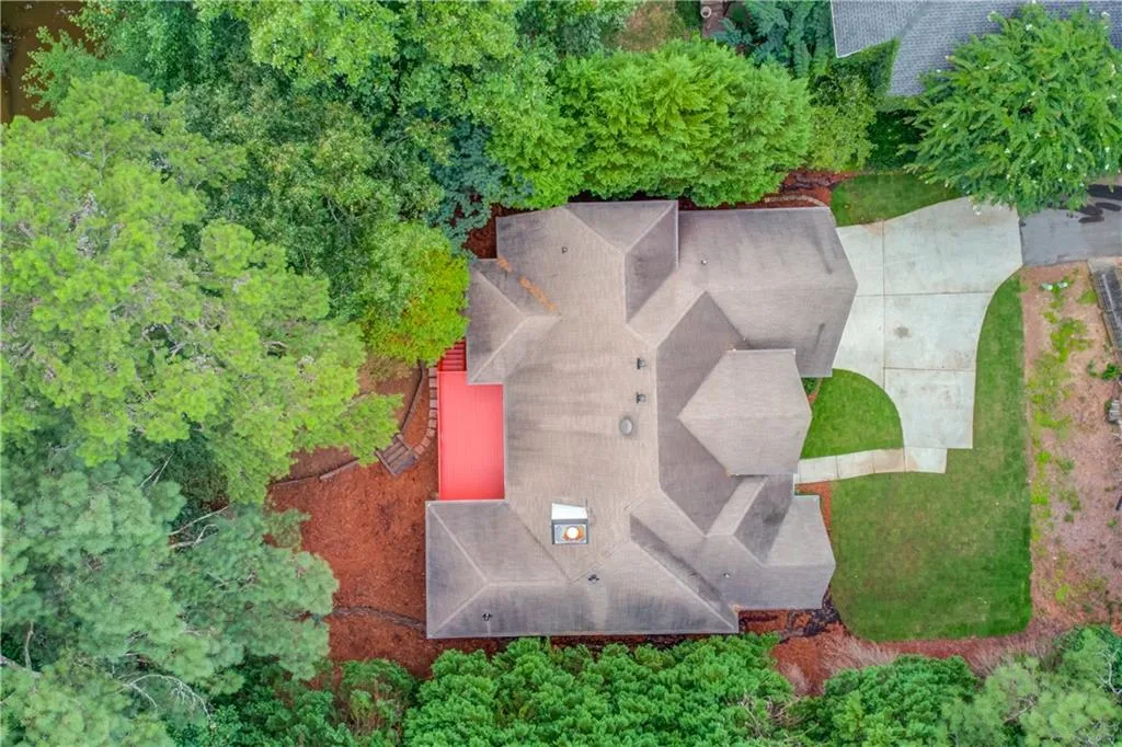 5825 Mitchell Road, Sandy Springs, Georgia 30328, 4 Bedrooms Bedrooms, ,2 BathroomsBathrooms,Residential,Sold,5825 Mitchell Road,6924931