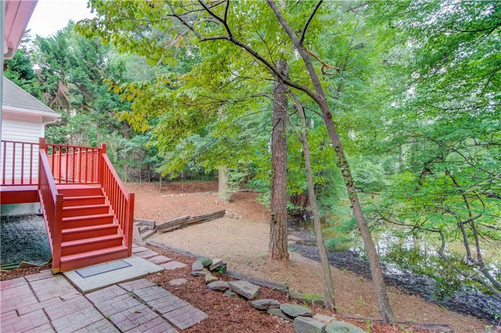 5825 Mitchell Road, Sandy Springs, Georgia 30328, 4 Bedrooms Bedrooms, ,2 BathroomsBathrooms,Residential,Sold,5825 Mitchell Road,6924931