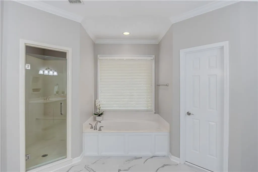 5825 Mitchell Road, Sandy Springs, Georgia 30328, 4 Bedrooms Bedrooms, ,2 BathroomsBathrooms,Residential,Sold,5825 Mitchell Road,6924931