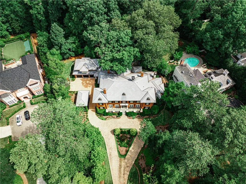 3370 Habersham Road Nw, Atlanta, Georgia 30305, 6 Bedrooms Bedrooms, ,8 BathroomsBathrooms,Residential,For Sale,3370 Habersham Road Nw,7623381