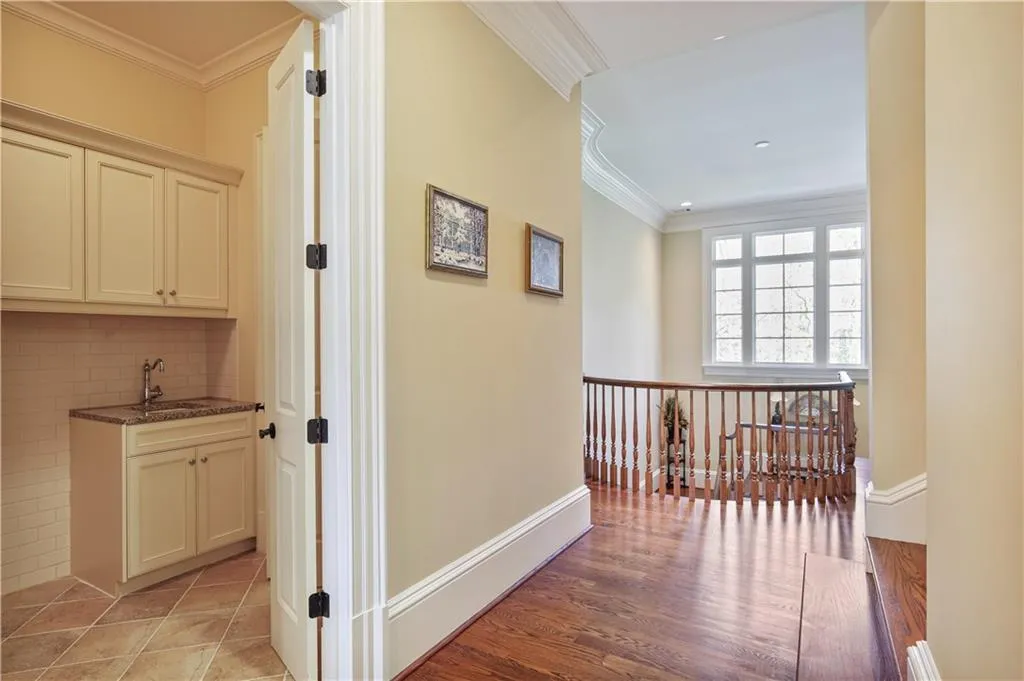 3370 Habersham Road Nw, Atlanta, Georgia 30305, 6 Bedrooms Bedrooms, ,8 BathroomsBathrooms,Residential,For Sale,3370 Habersham Road Nw,7623381