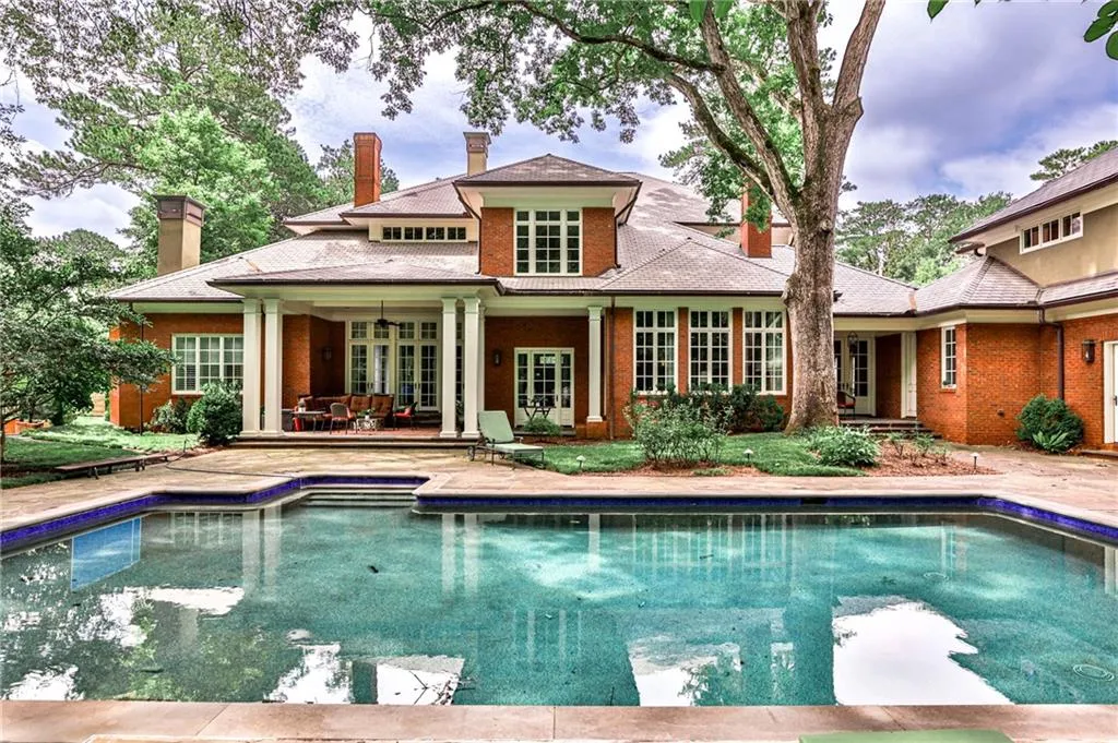 3370 Habersham Road Nw, Atlanta, Georgia 30305, 6 Bedrooms Bedrooms, ,8 BathroomsBathrooms,Residential,For Sale,3370 Habersham Road Nw,7623381
