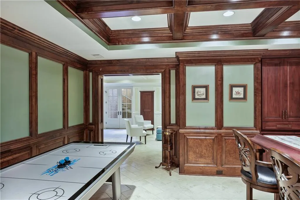 3370 Habersham Road Nw, Atlanta, Georgia 30305, 6 Bedrooms Bedrooms, ,8 BathroomsBathrooms,Residential,For Sale,3370 Habersham Road Nw,7623381