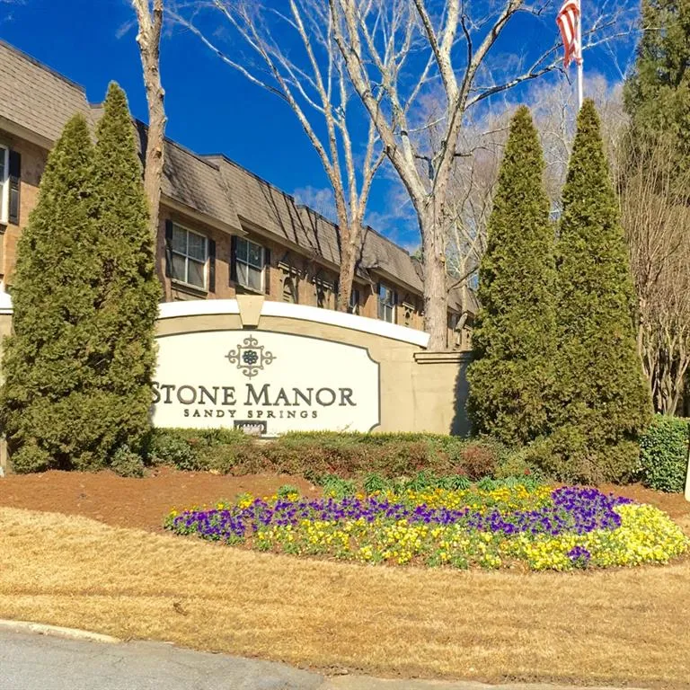 6980 Roswell Road Ne Unit E 13, Sandy Springs, Georgia 30328, 1 Bedroom Bedrooms, ,1 BathroomBathrooms,Residential,Sold,6980 Roswell Road Ne Unit E 13,5648660