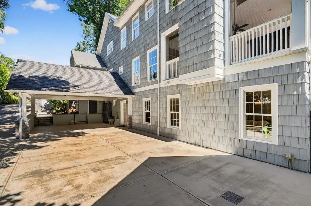 2761 Dover Road Nw, Atlanta, Georgia 30327, 4 Bedrooms Bedrooms, ,4 BathroomsBathrooms,Residential,For Sale,2761 Dover Road Nw,7639763