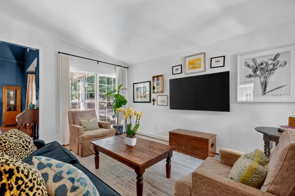2761 Dover Road Nw, Atlanta, Georgia 30327, 4 Bedrooms Bedrooms, ,4 BathroomsBathrooms,Residential,For Sale,2761 Dover Road Nw,7639763
