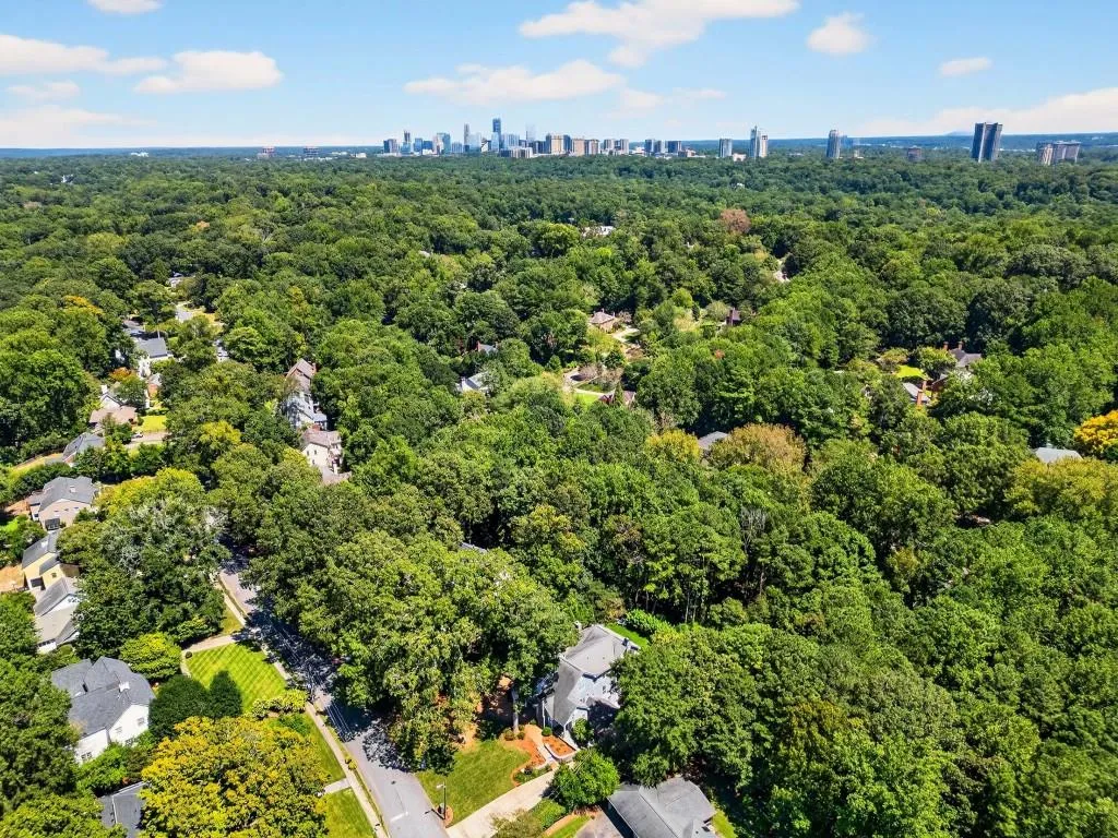 2761 Dover Road Nw, Atlanta, Georgia 30327, 4 Bedrooms Bedrooms, ,4 BathroomsBathrooms,Residential,For Sale,2761 Dover Road Nw,7639763