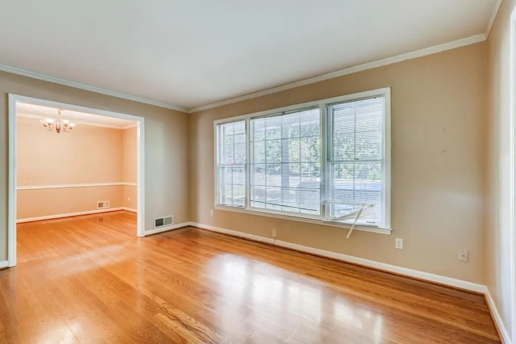 6635 Brandon Mill Road, Sandy Springs, Georgia 30328, 4 Bedrooms Bedrooms, ,3 BathroomsBathrooms,Residential,Sold,6635 Brandon Mill Road,6625544
