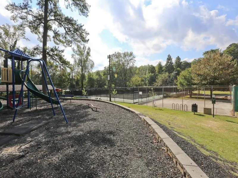 2226 Virginia Place Ne, Atlanta, Georgia 30305, 4 Bedrooms Bedrooms, ,4 BathroomsBathrooms,Residential,For Sale,2226 Virginia Place Ne,7646605