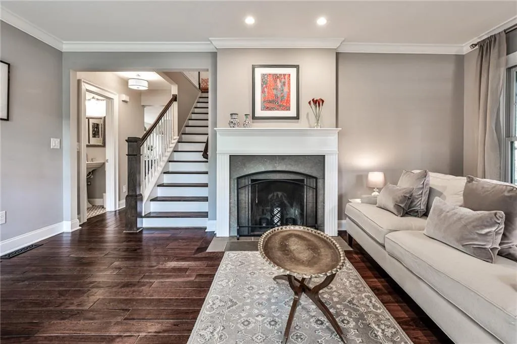 2226 Virginia Place Ne, Atlanta, Georgia 30305, 4 Bedrooms Bedrooms, ,4 BathroomsBathrooms,Residential,For Sale,2226 Virginia Place Ne,7646605