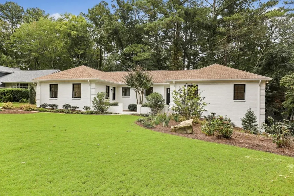 535 Wyncourtney Drive, Sandy Springs, Georgia 30328, 6 Bedrooms Bedrooms, ,3 BathroomsBathrooms,Residential,Sold,535 Wyncourtney Drive,6948201