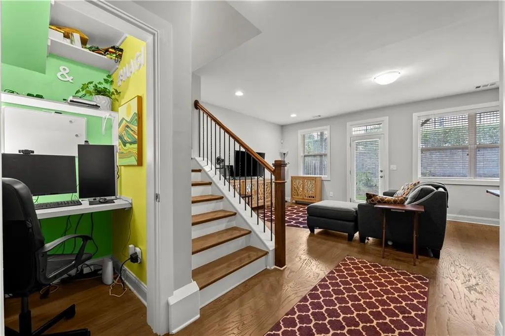 2091 Garrison Way Nw, Atlanta, Georgia 30318, 3 Bedrooms Bedrooms, ,3 BathroomsBathrooms,Residential,For Sale,2091 Garrison Way Nw,7645355