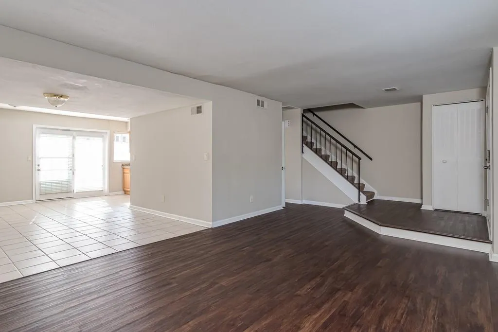 7310 Cardigan Circle, Sandy Springs, Georgia 30328, 3 Bedrooms Bedrooms, ,2 BathroomsBathrooms,Residential,Sold,7310 Cardigan Circle,6682065