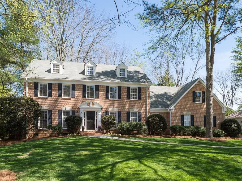 6840 Lisa Lane, Atlanta, Georgia 30338, 4 Bedrooms Bedrooms, ,3 BathroomsBathrooms,Residential,Sold,6840 Lisa Lane,5669205