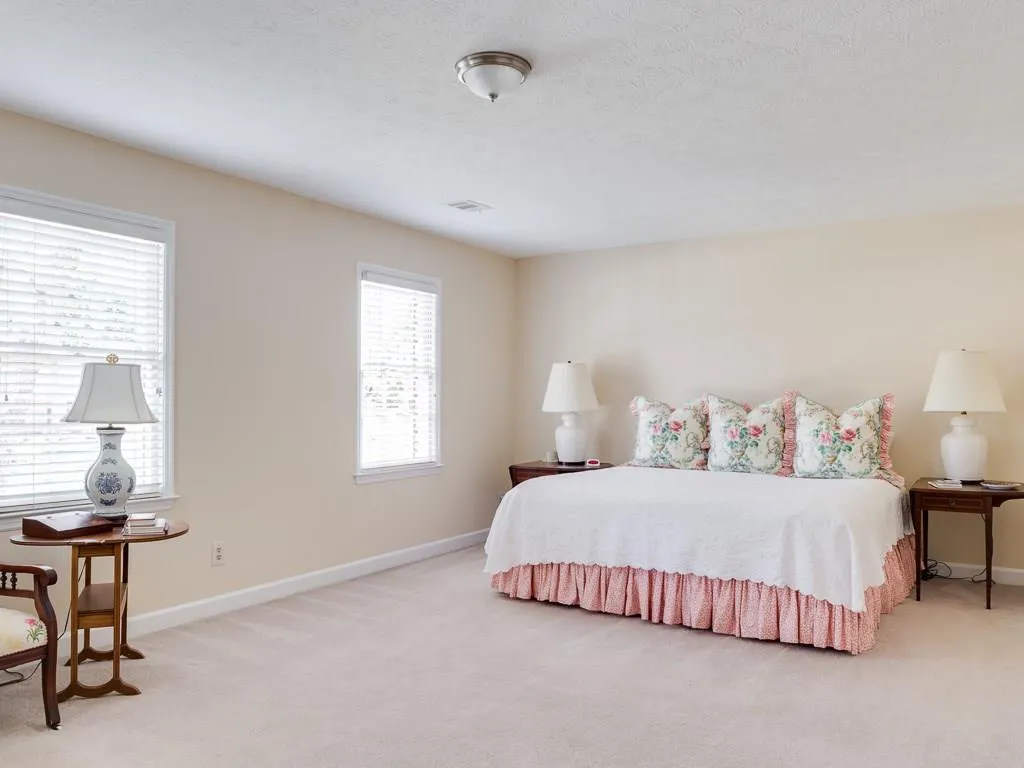 6840 Lisa Lane, Atlanta, Georgia 30338, 4 Bedrooms Bedrooms, ,3 BathroomsBathrooms,Residential,Sold,6840 Lisa Lane,5669205