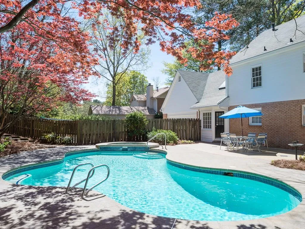 6840 Lisa Lane, Atlanta, Georgia 30338, 4 Bedrooms Bedrooms, ,3 BathroomsBathrooms,Residential,Sold,6840 Lisa Lane,5669205