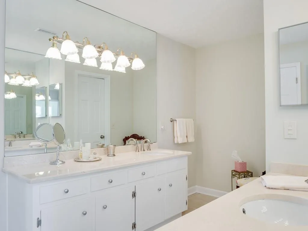 6840 Lisa Lane, Atlanta, Georgia 30338, 4 Bedrooms Bedrooms, ,3 BathroomsBathrooms,Residential,Sold,6840 Lisa Lane,5669205