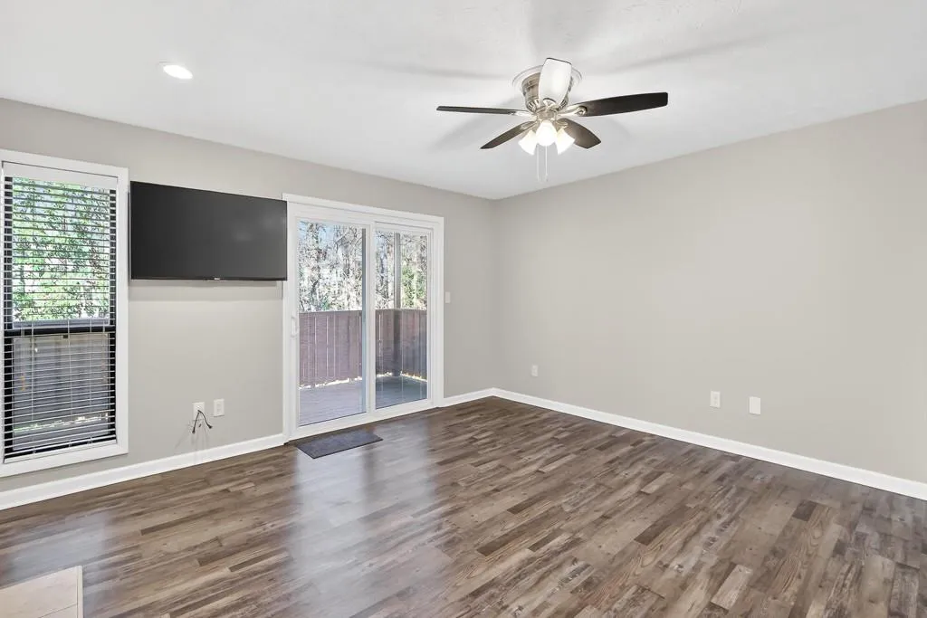 903 Woodcliff Drive, Atlanta, Georgia 30350, 2 Bedrooms Bedrooms, ,2 BathroomsBathrooms,Residential,For Sale,903 Woodcliff Drive,7725464