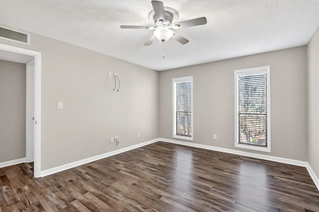 903 Woodcliff Drive, Atlanta, Georgia 30350, 2 Bedrooms Bedrooms, ,2 BathroomsBathrooms,Residential,For Sale,903 Woodcliff Drive,7725464
