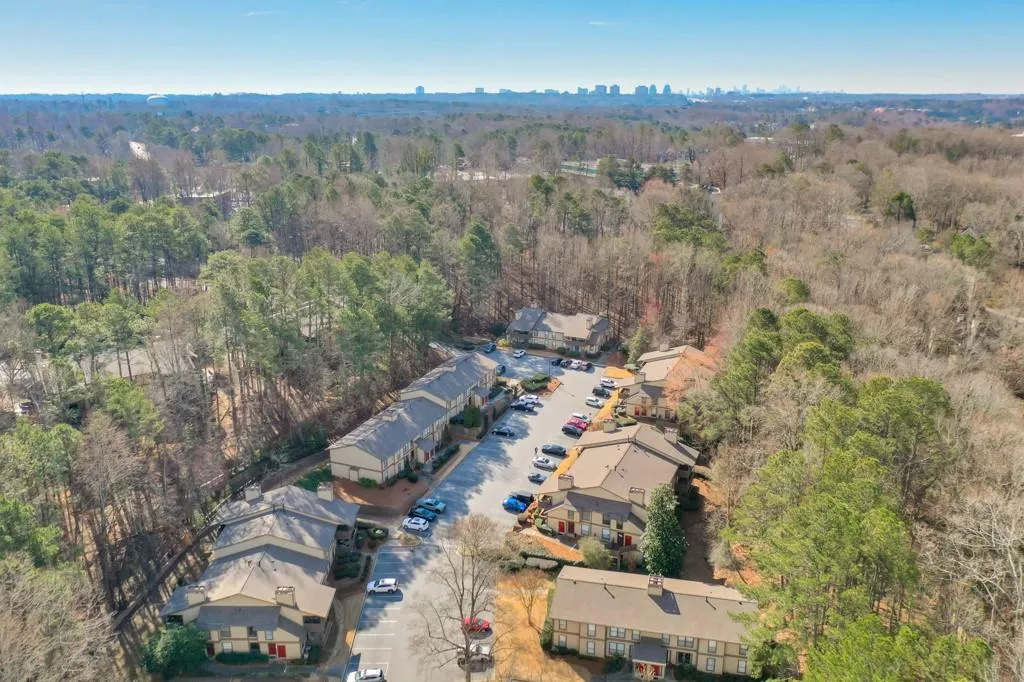 903 Woodcliff Drive, Atlanta, Georgia 30350, 2 Bedrooms Bedrooms, ,2 BathroomsBathrooms,Residential,For Sale,903 Woodcliff Drive,7725464