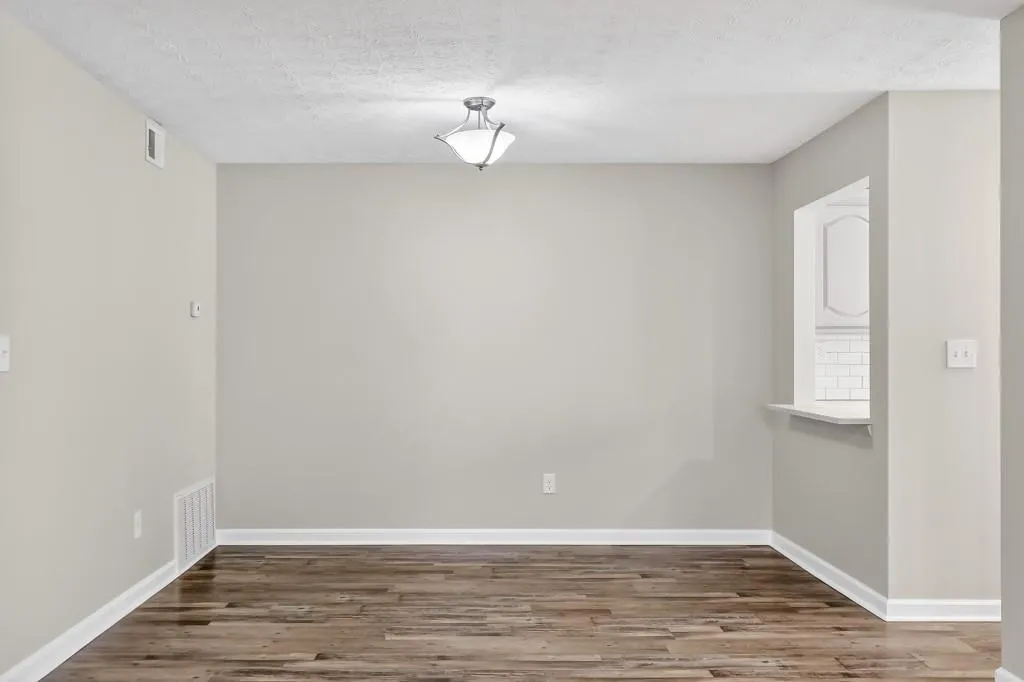 903 Woodcliff Drive, Atlanta, Georgia 30350, 2 Bedrooms Bedrooms, ,2 BathroomsBathrooms,Residential,For Sale,903 Woodcliff Drive,7725464