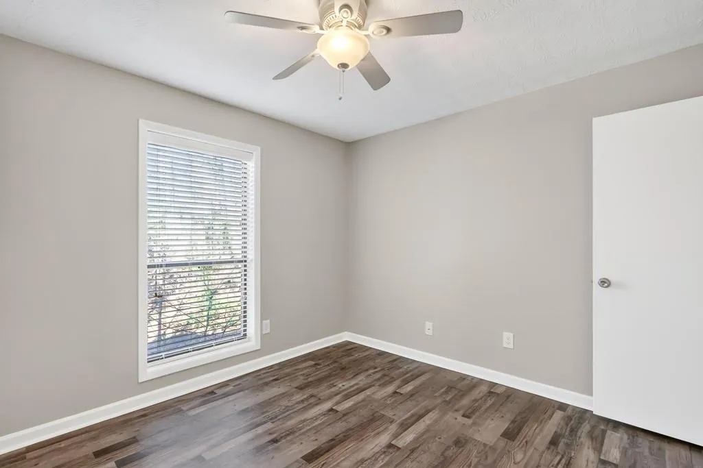 903 Woodcliff Drive, Atlanta, Georgia 30350, 2 Bedrooms Bedrooms, ,2 BathroomsBathrooms,Residential,For Sale,903 Woodcliff Drive,7725464