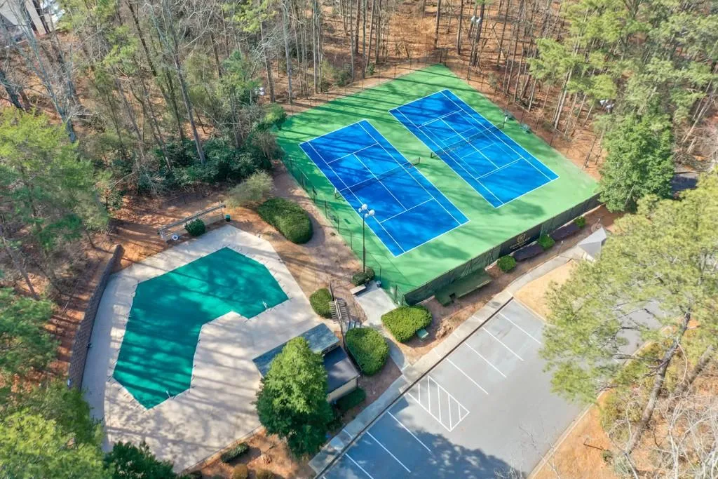 903 Woodcliff Drive, Atlanta, Georgia 30350, 2 Bedrooms Bedrooms, ,2 BathroomsBathrooms,Residential,For Sale,903 Woodcliff Drive,7725464