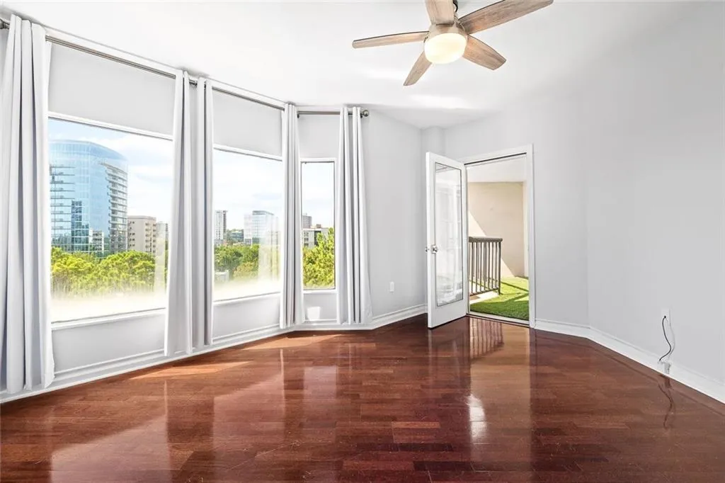 1 Biscayne Drive Nw Unit 803, Atlanta, Georgia 30309, 2 Bedrooms Bedrooms, ,2 BathroomsBathrooms,Residential,For Sale,1 Biscayne Drive Nw Unit 803,7613615