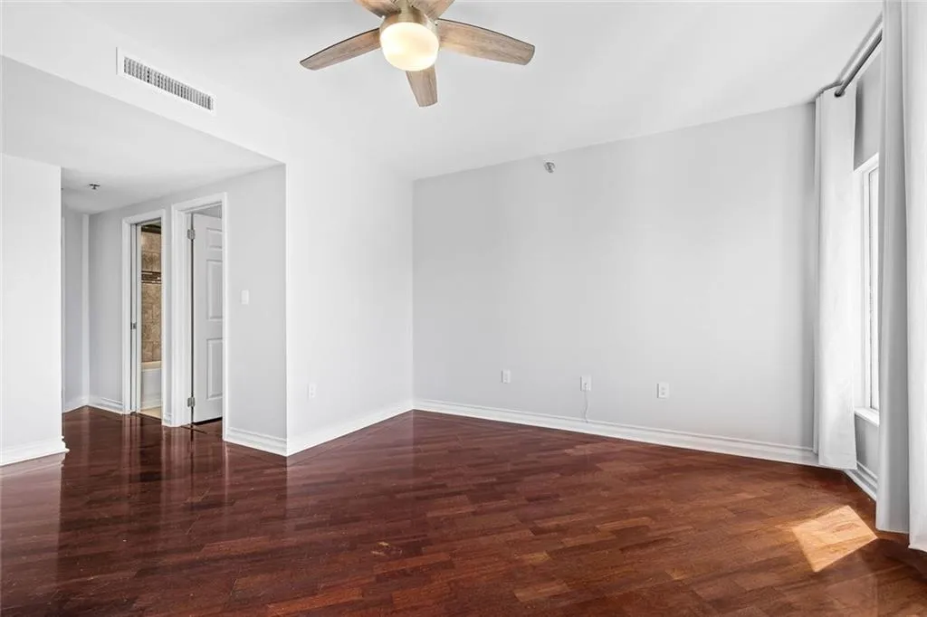 1 Biscayne Drive Nw Unit 803, Atlanta, Georgia 30309, 2 Bedrooms Bedrooms, ,2 BathroomsBathrooms,Residential,For Sale,1 Biscayne Drive Nw Unit 803,7613615