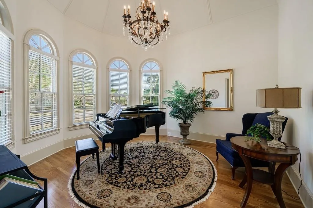 3905 Dahlwiny Court, Sandy Springs, Georgia 30350, 6 Bedrooms Bedrooms, ,6 BathroomsBathrooms,Residential,Sold,3905 Dahlwiny Court,7195534 3905 Dahlwiny Court, Sandy Springs, Georgia 30350, 6 Bedrooms Bedrooms, ,6 BathroomsBathrooms,Residential,Sold,3905 Dahlwiny Court,7195534