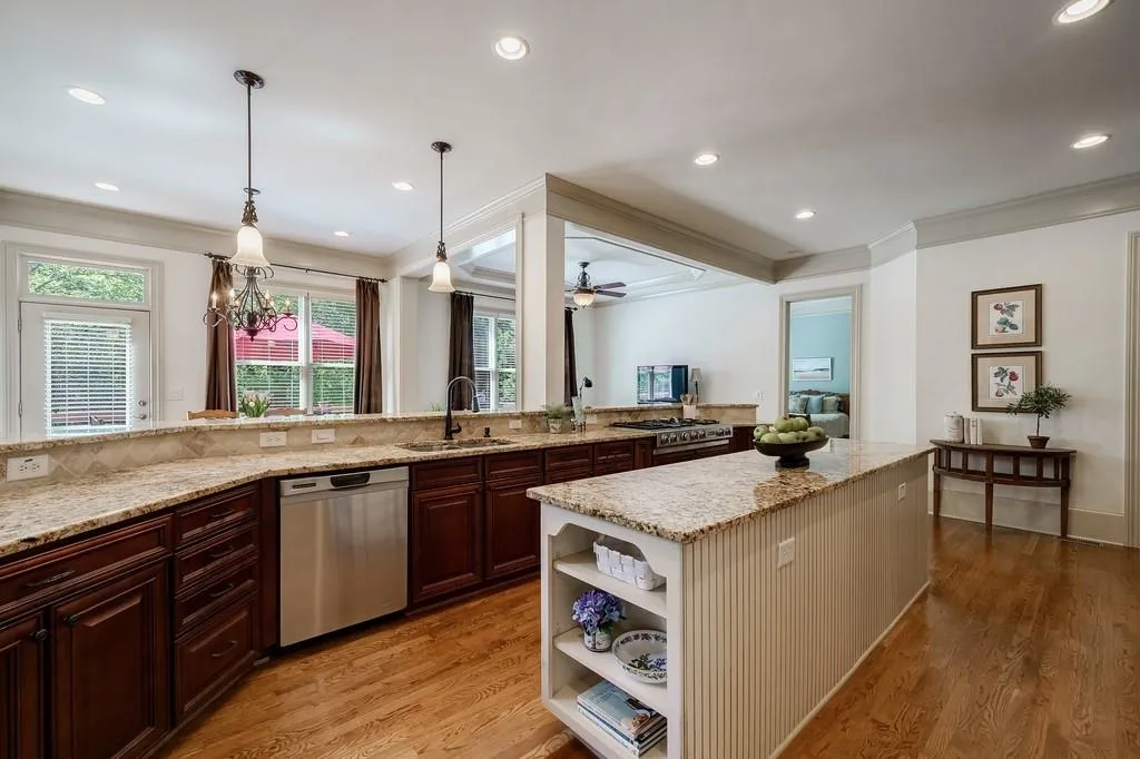 3905 Dahlwiny Court, Sandy Springs, Georgia 30350, 6 Bedrooms Bedrooms, ,6 BathroomsBathrooms,Residential,Sold,3905 Dahlwiny Court,7195534 3905 Dahlwiny Court, Sandy Springs, Georgia 30350, 6 Bedrooms Bedrooms, ,6 BathroomsBathrooms,Residential,Sold,3905 Dahlwiny Court,7195534