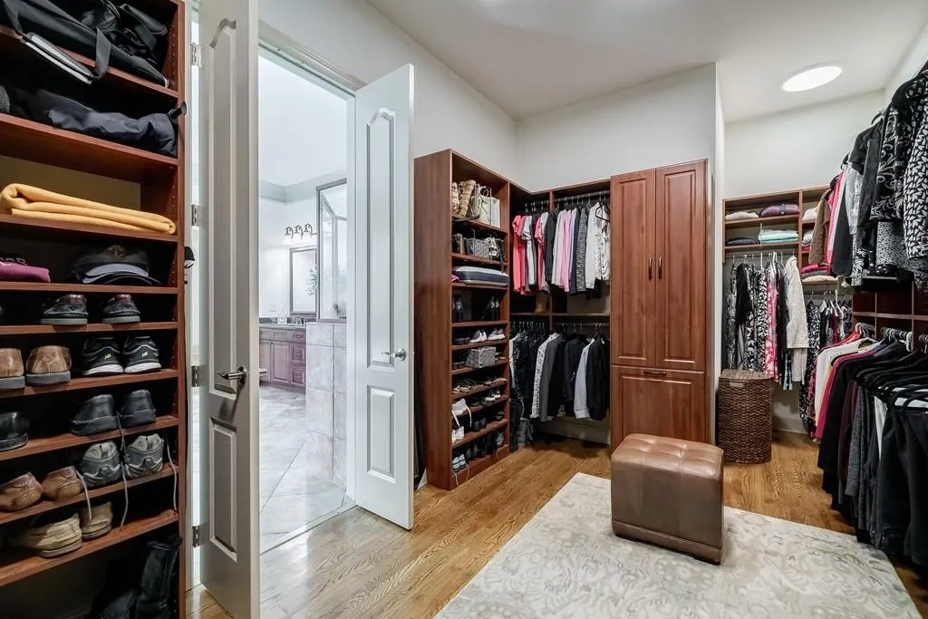 3905 Dahlwiny Court, Sandy Springs, Georgia 30350, 6 Bedrooms Bedrooms, ,6 BathroomsBathrooms,Residential,Sold,3905 Dahlwiny Court,7195534 3905 Dahlwiny Court, Sandy Springs, Georgia 30350, 6 Bedrooms Bedrooms, ,6 BathroomsBathrooms,Residential,Sold,3905 Dahlwiny Court,7195534