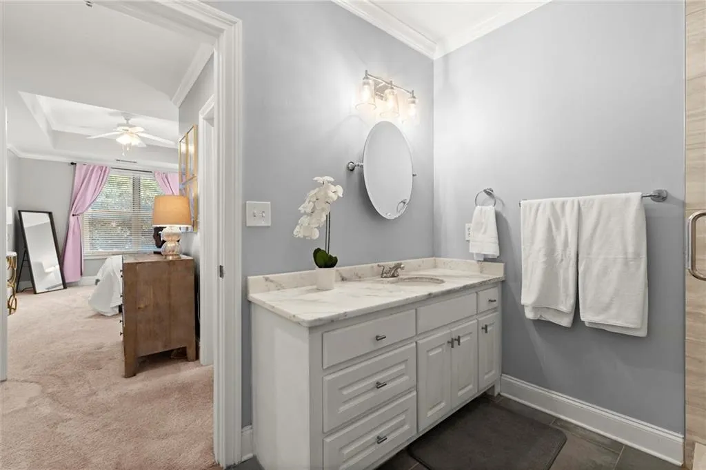 2277 Peachtree Road Ne Unit 302, Atlanta, Georgia 30309, 2 Bedrooms Bedrooms, ,2 BathroomsBathrooms,Residential,For Sale,2277 Peachtree Road Ne Unit 302,7589761