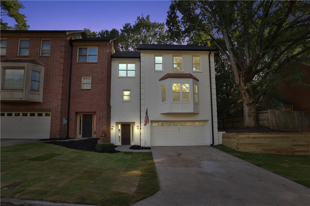 285 Dunwoody Creek Circle, Sandy Springs, Georgia 30350, 4 Bedrooms Bedrooms, ,3 BathroomsBathrooms,Residential,Sold,285 Dunwoody Creek Circle,7271220