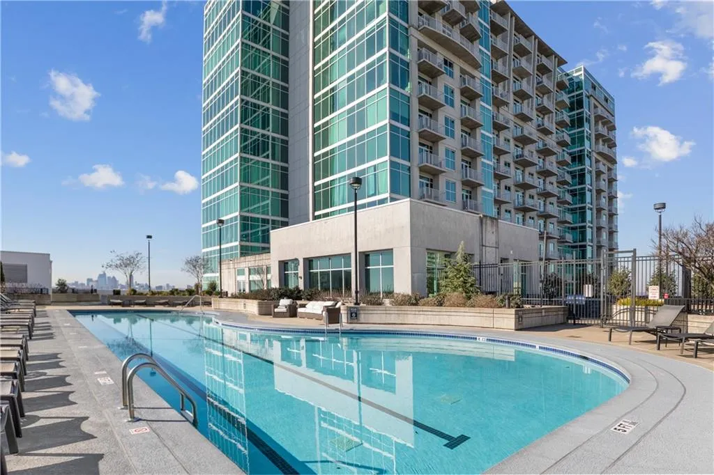 250 Pharr Road Ne Unit 1716, Atlanta, Georgia 30305, 1 Bedroom Bedrooms, 0 ,1 BathroomBathrooms,Residential,For Sale,250 Pharr Road Ne Unit 1716,7752402
