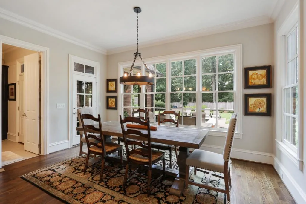 5370 High Point Manor, Atlanta, Georgia 30342, 6 Bedrooms Bedrooms, ,7 BathroomsBathrooms,Residential,Sold,5370 High Point Manor,6069784