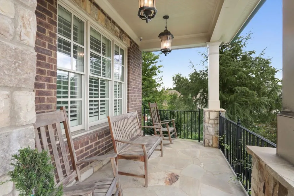 5370 High Point Manor, Atlanta, Georgia 30342, 6 Bedrooms Bedrooms, ,7 BathroomsBathrooms,Residential,Sold,5370 High Point Manor,6069784