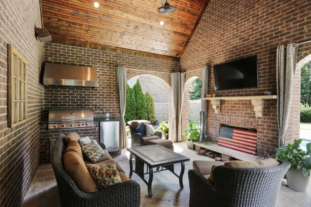 5370 High Point Manor, Atlanta, Georgia 30342, 6 Bedrooms Bedrooms, ,7 BathroomsBathrooms,Residential,Sold,5370 High Point Manor,6069784
