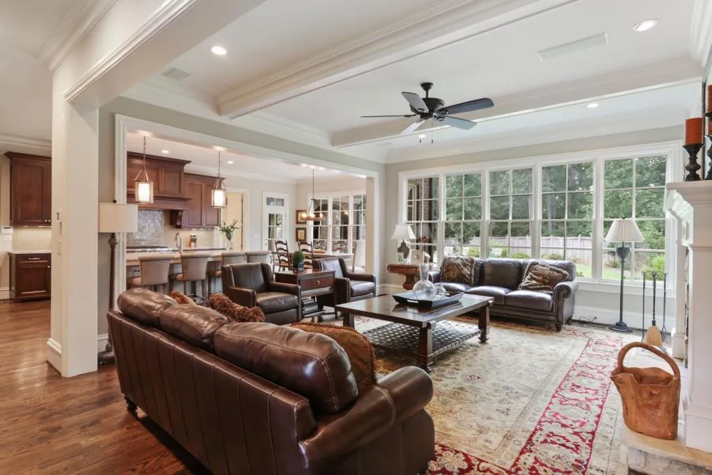 5370 High Point Manor, Atlanta, Georgia 30342, 6 Bedrooms Bedrooms, ,7 BathroomsBathrooms,Residential,Sold,5370 High Point Manor,6069784