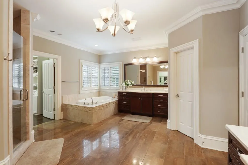 5370 High Point Manor, Atlanta, Georgia 30342, 6 Bedrooms Bedrooms, ,7 BathroomsBathrooms,Residential,Sold,5370 High Point Manor,6069784